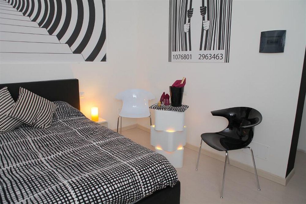 Chroma Italy - Ena Guest House Экстерьер фото
